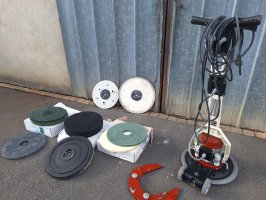Monobrosse
